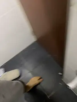 Luismimor93 online show from October 13, 2025, 3:45 pm