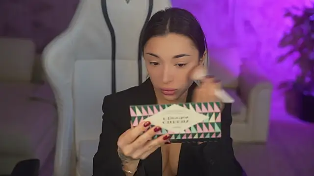 Jasmine Flow online show from November 17, 2025, 8:20 am