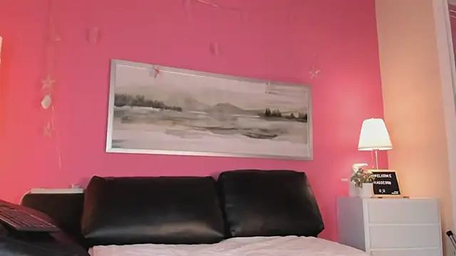Snapshot of Tiffanysurez_ chatting on February 20, 2025, 1:08 pm Tiffanysurez online show from February 20, 2025, 1:08 pm