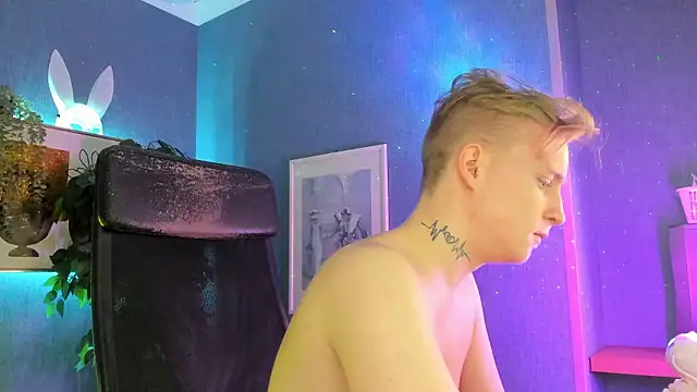 AlexxSweet online show from March 8, 2026, 8:18 am