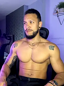 ARON TAYLER01 online show from November 9, 2025, 10:24 am