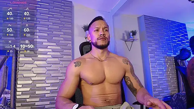 ARON TAYLER01 online show from March 27, 2026, 10:26 am