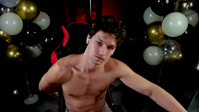 Snapshot of dirty-boss chatting on October 2, 2025, 1:18 pm dirty-boss online show from October 2, 2025, 1:18 pm