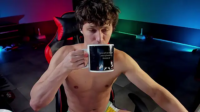 dirty-boss online show from March 27, 2026, 8:37 am