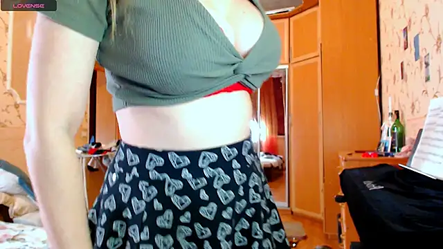 MarySweetness online show from February 18, 2026, 10:00 am