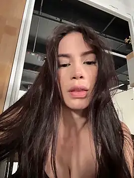 Im Valentina online show from March 7, 2026, 9:45 pm