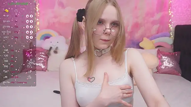 minx g1rl online show from February 19, 2025, 6:44 am