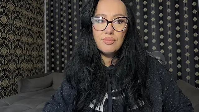 AnnaAnn online show from February 11, 2026, 6:40 am