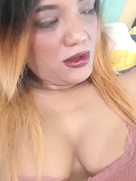 Indianpleasure300 online show from March 10, 2026, 7:19 pm