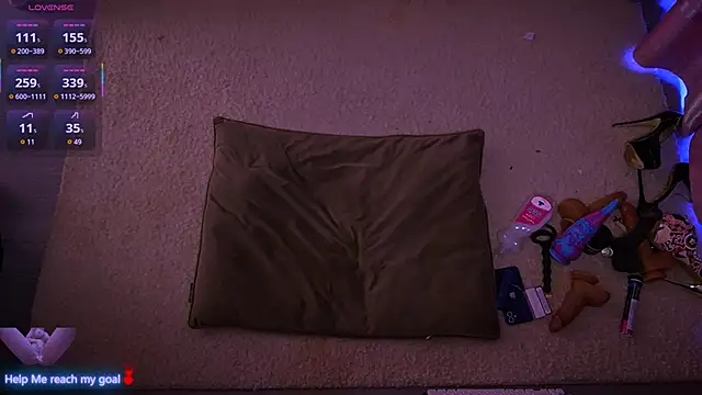 Redhead Shark new online show from March 26, 2026, 1:17 pm