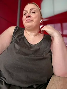 Snapshot of BBW_Nora chatting on June 3, 2026, 11:02 am BBW Nora online show from June 3, 2026, 11:02 am