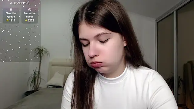 Snapshot of SayMeow_ chatting on February 2, 2025, 3:32 am SayMeow  online show from February 2, 2025, 3:32 am