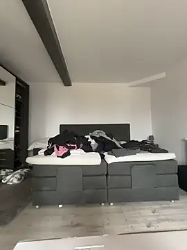 MaviePearl online show from March 11, 2026, 7:58 am