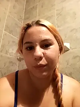 Snapshot of sexy_couple29 chatting on February 11, 2025, 10:39 pm sexy couple29 online show from February 11, 2025, 10:39 pm