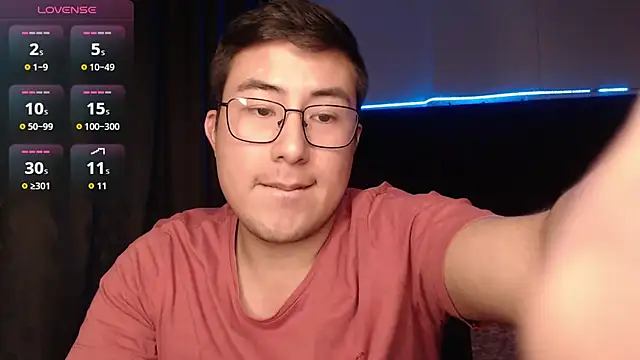 andrewmhilton  online show from December 22, 2025, 7:16 am