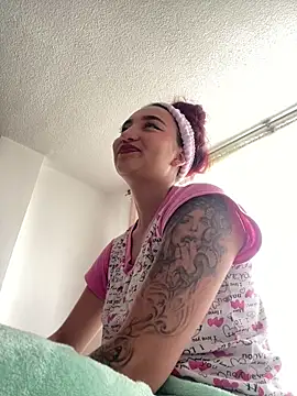 Snapshot of _Tammyy chatting on February 28, 2025, 7:14 pm  Tammyy online show from February 28, 2025, 7:14 pm