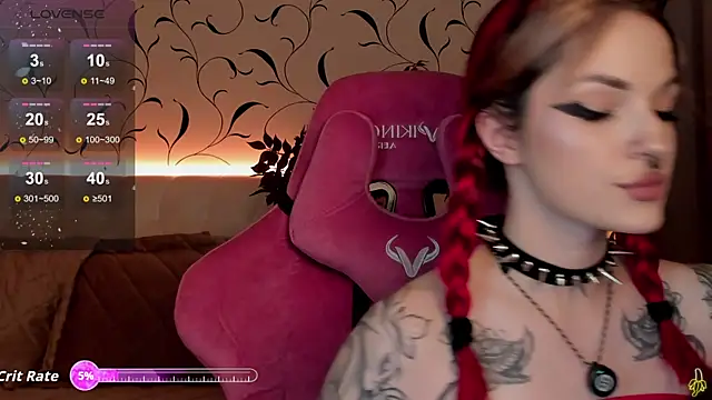 Snapshot of BratzieDarsie chatting on October 22, 2025, 11:43 am BratzieDarsie online show from October 22, 2025, 11:43 am