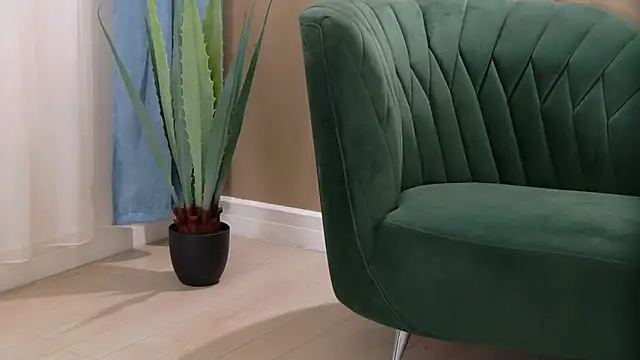 Snapshot of Bailey_Rush chatting on November 15, 2025, 1:40 pm Bailey Rush online show from November 15, 2025, 1:40 pm