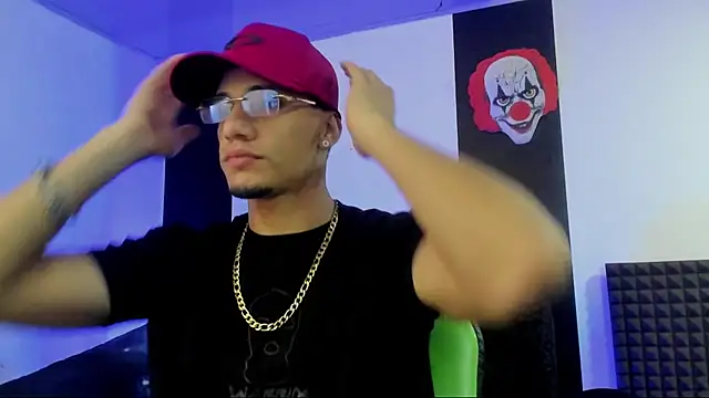 jhonnysnow17 online show from March 14, 2025, 5:48 am