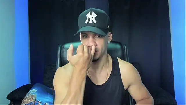 jhonnysnow17 online show from September 27, 2025, 5:18 pm