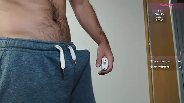 Snapshot of cutehairymacho chatting on October 15, 2025, 10:48 am cutehairymacho online show from October 15, 2025, 10:48 am