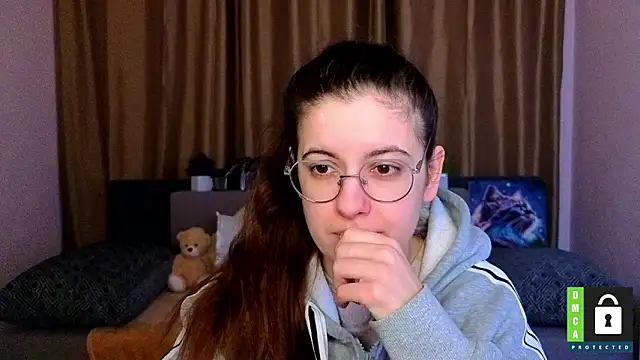 Aminabeatris online show from February 28, 2026, 6:25 am