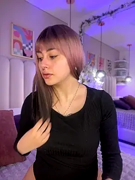 cute  cherry  online show from November 4, 2025, 8:52 pm