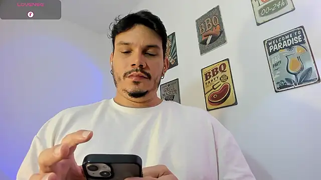 alejandro stark online show from February 3, 2026, 12:43 pm