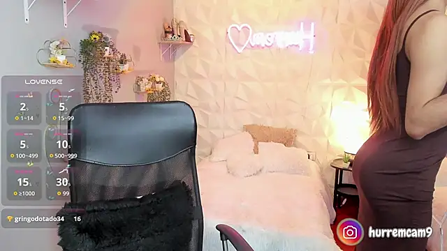 hurrencam online show from November 6, 2025, 1:12 pm