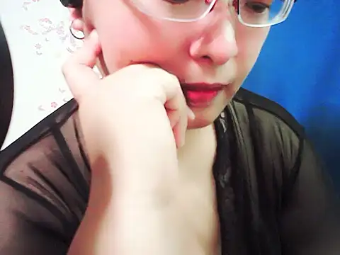 Snapshot of xiaorou-z chatting on March 13, 2025, 3:39 pm xiaorou-z online show from March 13, 2025, 3:39 pm