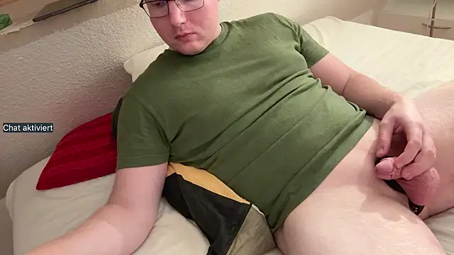 Snapshot of an0nym0us_us3r chatting on September 14, 2025, 7:57 pm an0nym0us us3r online show from September 14, 2025, 7:57 pm