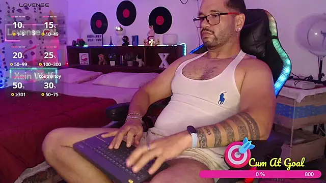 Xein WoIf online show from April 9, 2026, 2:55 am