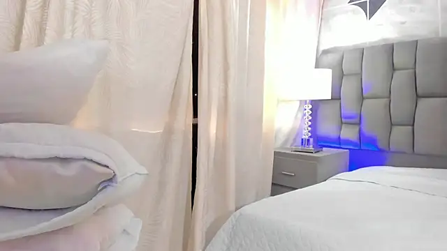 Snapshot of CinthiaCollins chatting on January 23, 2025, 9:29 pm CinthiaCollins online show from January 23, 2025, 9:29 pm