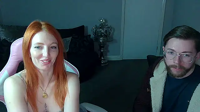 Snapshot of Red_firesquirt chatting on February 2, 2025, 9:13 pm Red firesquirt online show from February 2, 2025, 9:13 pm