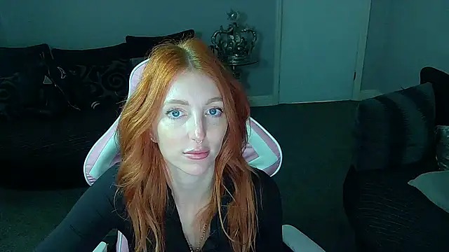 Snapshot of Red_firesquirt chatting on March 17, 2025, 2:01 pm Red firesquirt online show from March 17, 2025, 2:01 pm