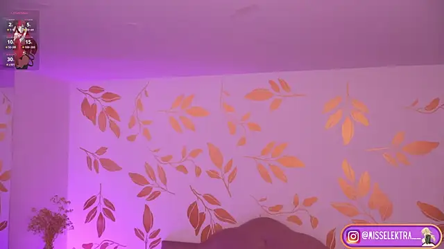 Misselektra   online show from March 18, 2026, 4:37 am