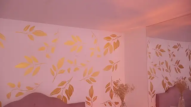 Snapshot of Misselektra__ chatting on April 29, 2026, 5:11 am Misselektra online show from April 29, 2026, 5:11 am
