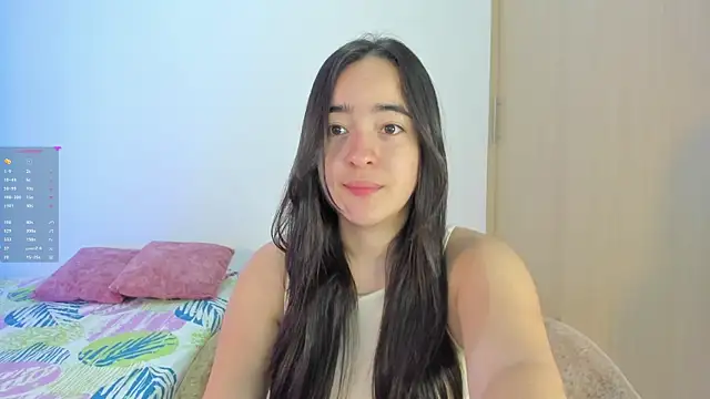 Snapshot of soyamandaa_ chatting on February 12, 2025, 9:01 pm soyamandaa  online show from February 12, 2025, 9:01 pm