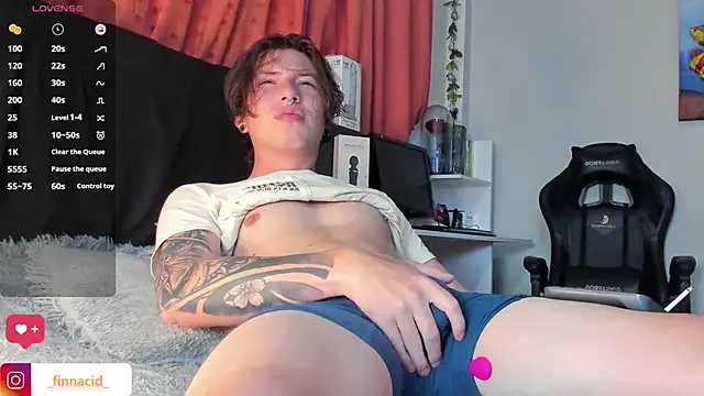 Green acid01 online show from January 29, 2025, 7:53 pm