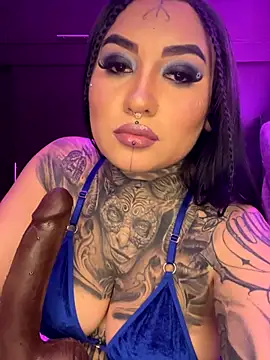 Snapshot of CloeeBeckam chatting on September 26, 2025, 7:34 am CloeeBeckam online show from September 26, 2025, 7:34 am