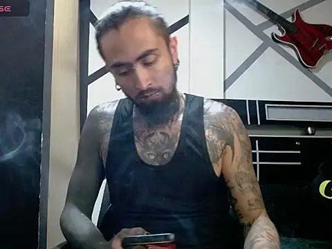 Snapshot of daimon_rockkk chatting on July 15, 2026, 4:40 am daimon rockkk online show from July 15, 2026, 4:40 am