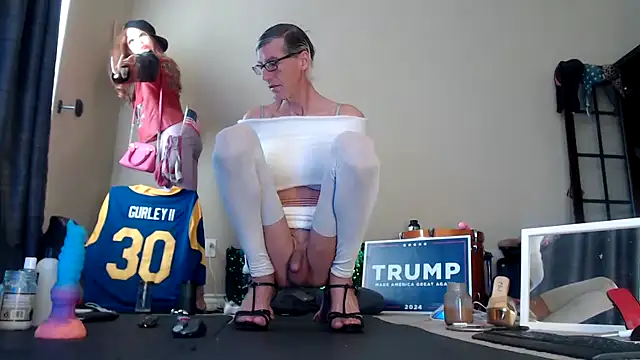 Snapshot of Taylorsexbot chatting on December 23, 2024, 7:41 pm Taylorsexbot online show from December 23, 2024, 7:41 pm