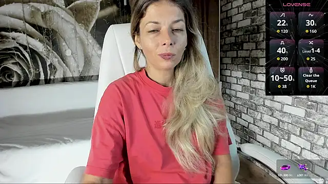 Eva Melow online show from October 1, 2025, 4:13 pm