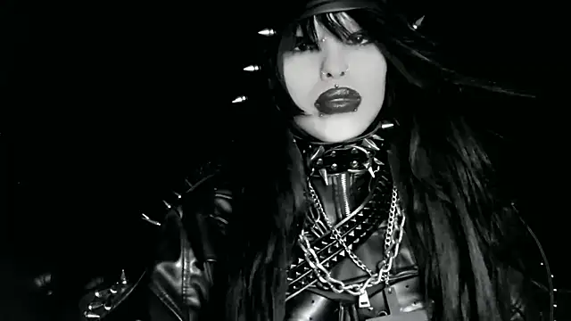 XXIOUX online show from April 4, 2026, 2:54 am