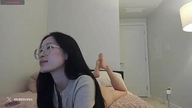secretgirlfriendxo online show from December 9, 2024, 7:39 am