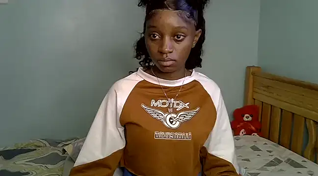 Snapshot of Enkarxx chatting on February 9, 2025, 10:42 am Enkarxx online show from February 9, 2025, 10:42 am