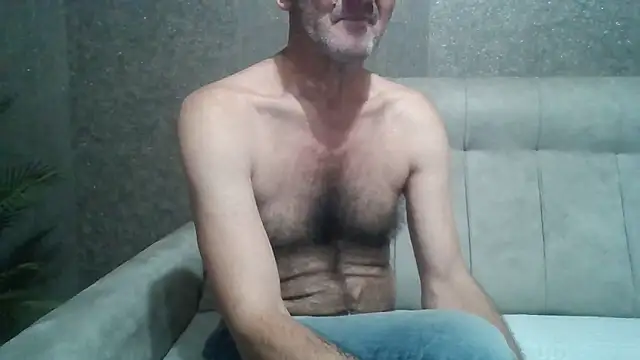 Snapshot of skorpibg65 chatting on February 5, 2026, 5:50 pm skorpibg65 online show from February 5, 2026, 5:50 pm