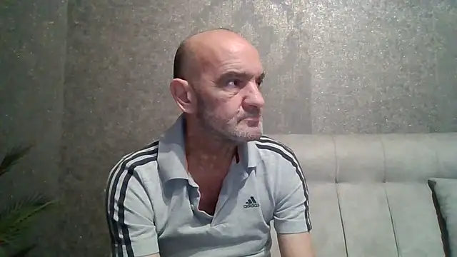 Snapshot of skorpibg65 chatting on February 10, 2026, 6:23 pm skorpibg65 online show from February 10, 2026, 6:23 pm