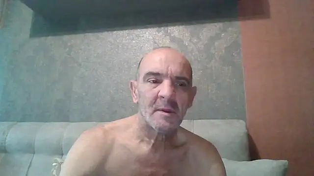 Snapshot of skorpibg65 chatting on February 19, 2026, 1:40 pm skorpibg65 online show from February 19, 2026, 1:40 pm