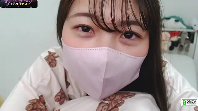 SUZU  online show from February 8, 2025, 8:42 pm